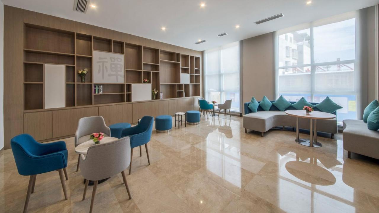 Holiday Inn Express - Xichang City Center By Ihg Eksteriør billede
