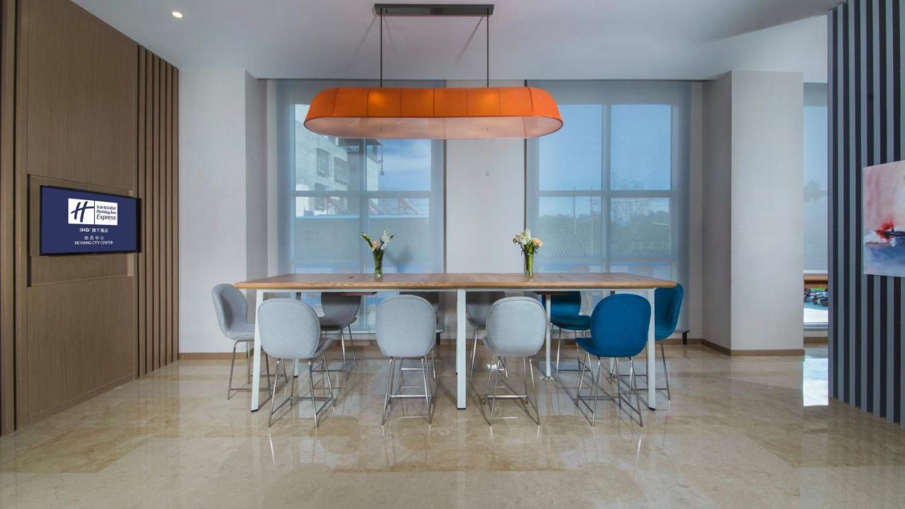 Holiday Inn Express - Xichang City Center By Ihg Eksteriør billede