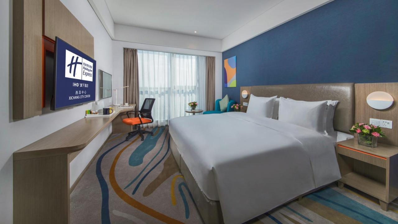 Holiday Inn Express - Xichang City Center By Ihg Eksteriør billede