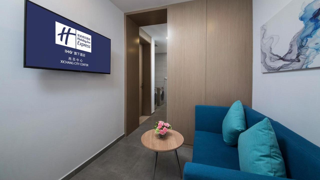 Holiday Inn Express - Xichang City Center By Ihg Eksteriør billede