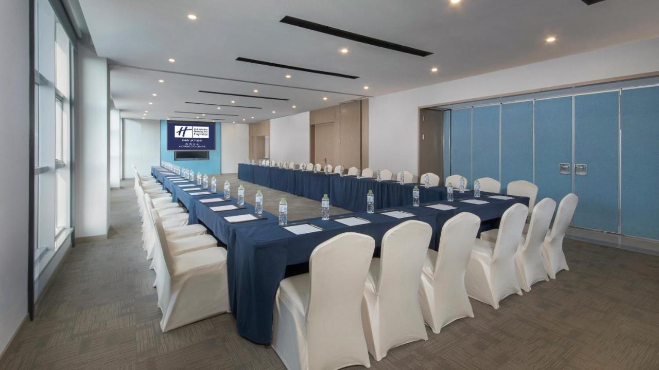 Holiday Inn Express - Xichang City Center By Ihg Eksteriør billede