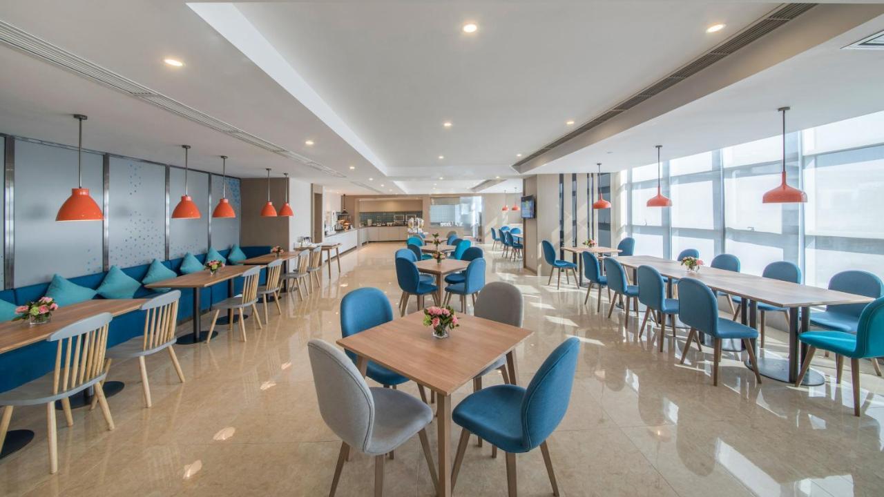 Holiday Inn Express - Xichang City Center By Ihg Eksteriør billede