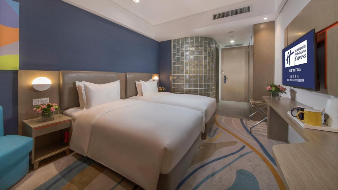 Holiday Inn Express - Xichang City Center By Ihg Eksteriør billede