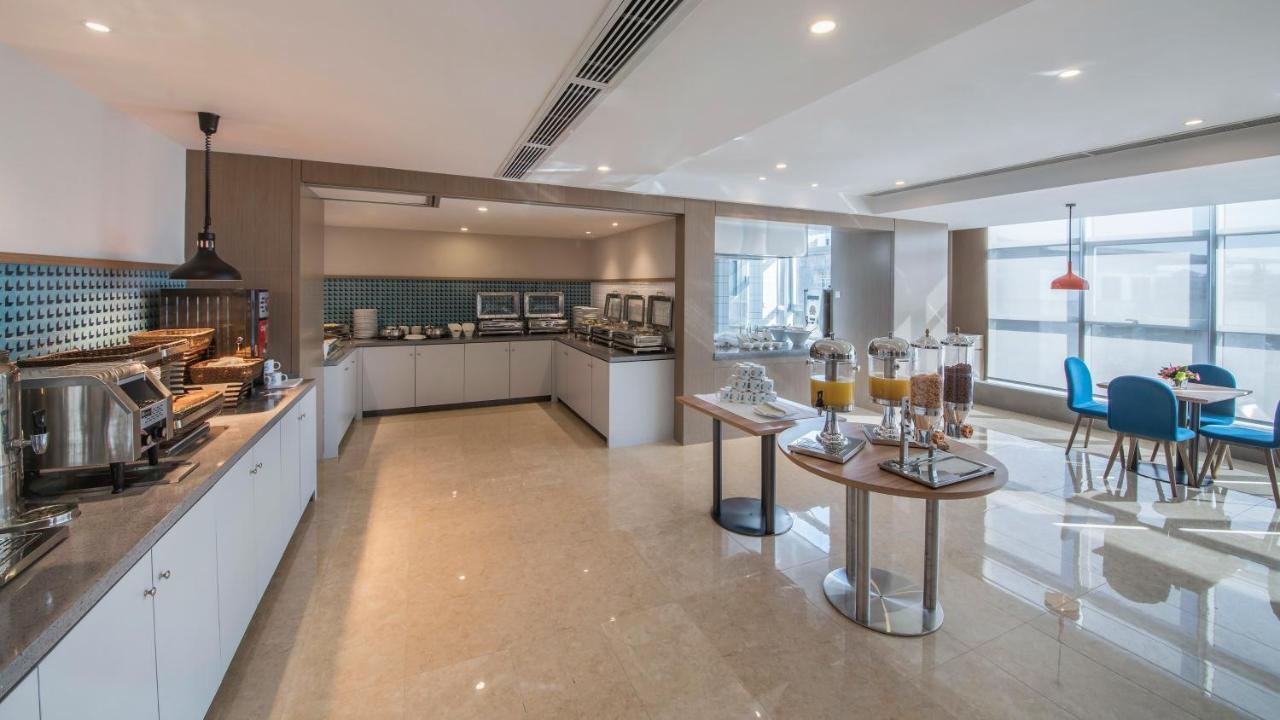 Holiday Inn Express - Xichang City Center By Ihg Eksteriør billede